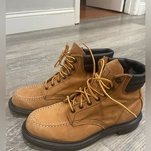 Red Wing xJ. Crew # 4539 Supersole Moc wheat Nubuck size 8